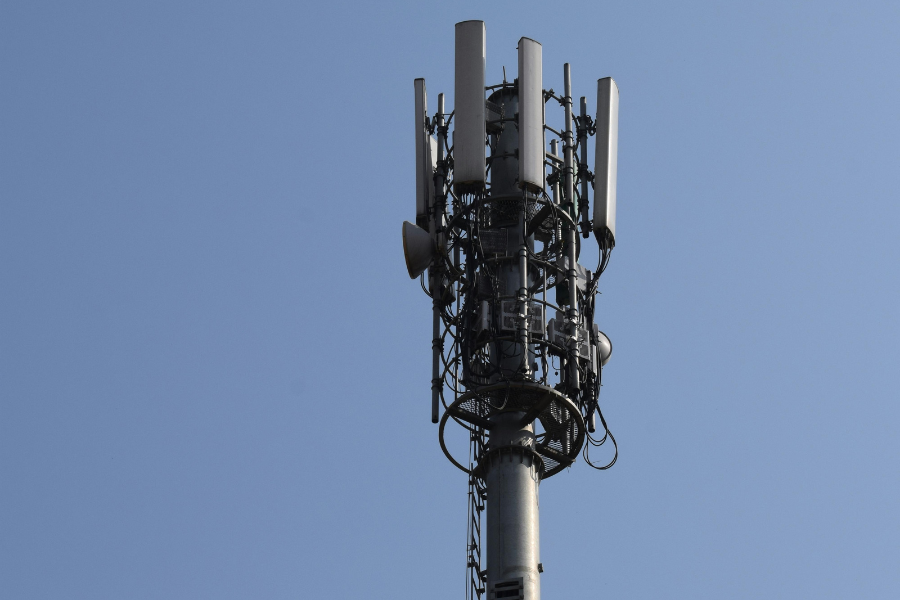 5g towers in mobile app development